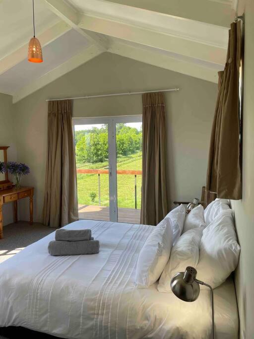 Protea Loft - Romantic Stay - No Load Shedding Hilton Eksteriør bilde