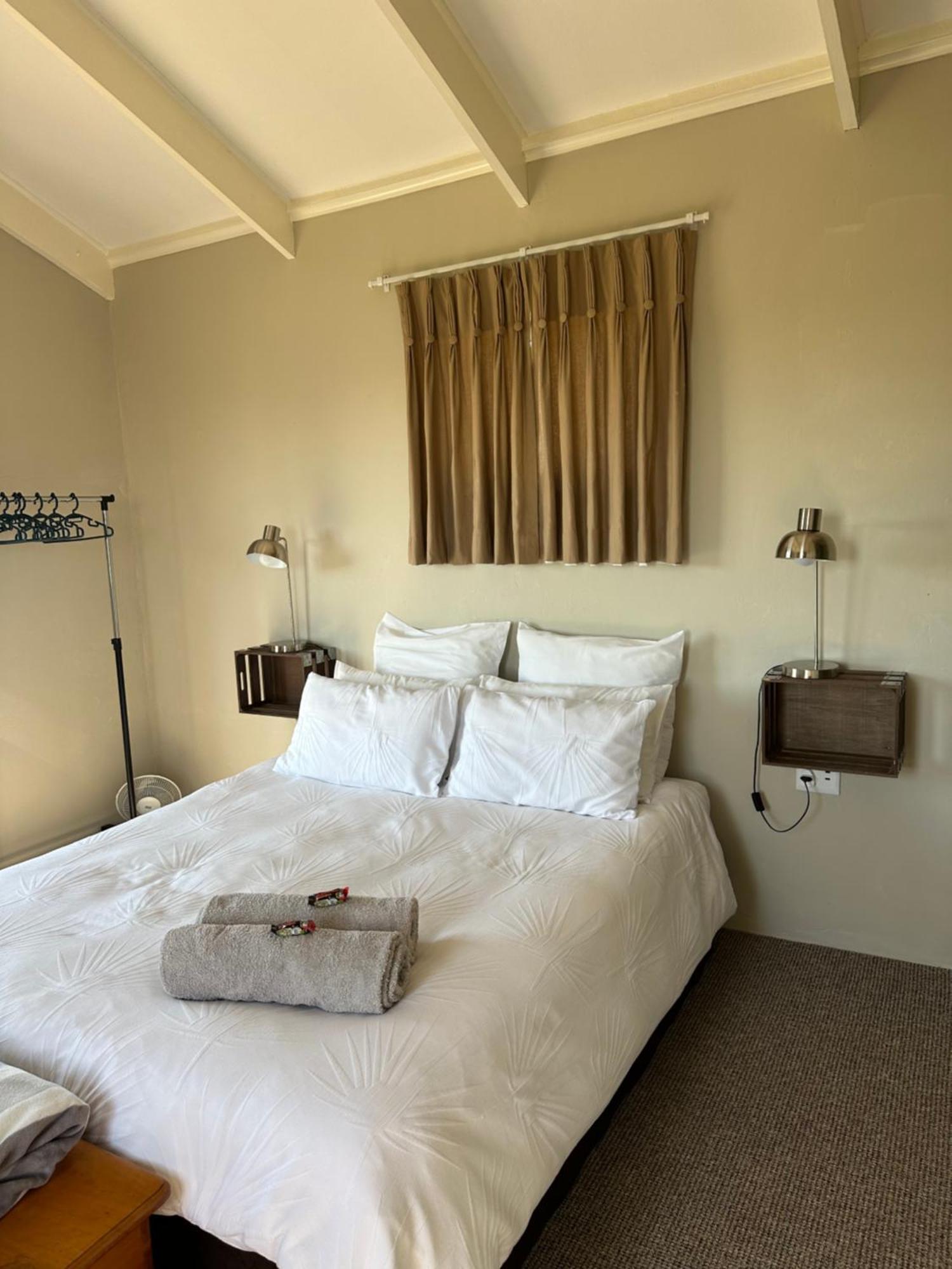 Protea Loft - Romantic Stay - No Load Shedding Hilton Eksteriør bilde